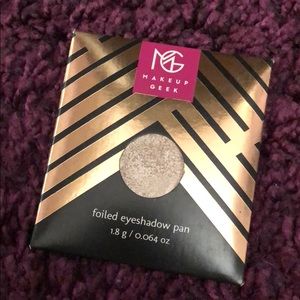 MAKEUP GEEK FOILED EYESHADOW STARRY EYED